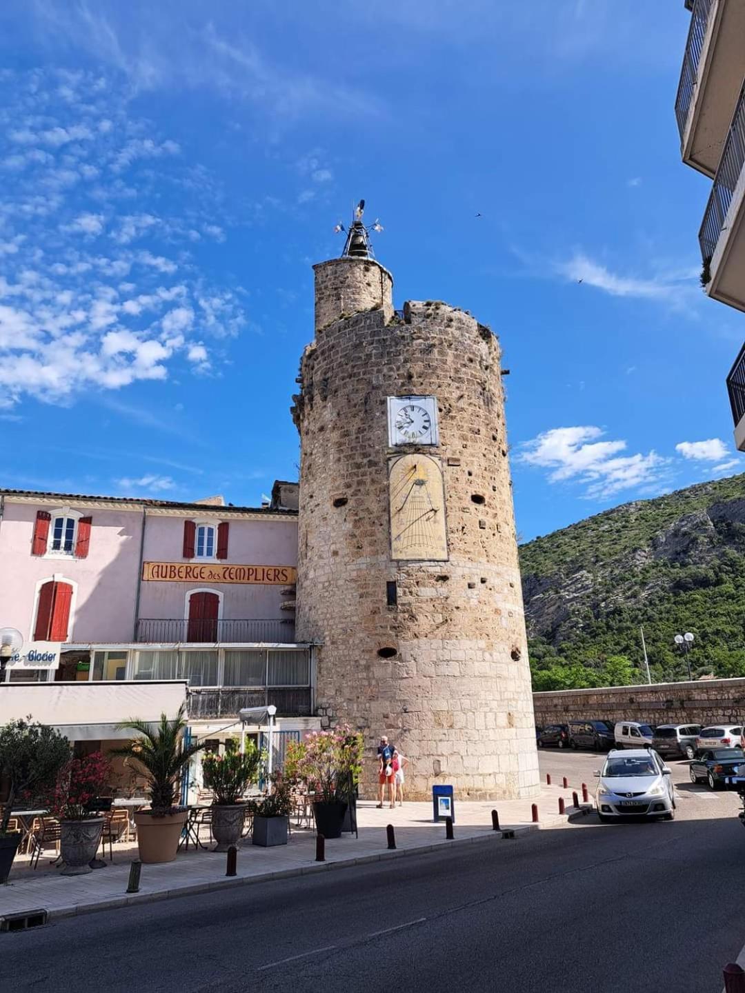 Conteneur Avec Spa Prive Face Aux Vignes Massillargues-Attuech Extérieur photo
